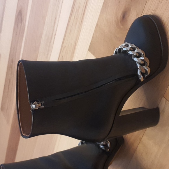 Givenchy Black Leather Ankle Boots with Silver Chain - Picture 3 of 7